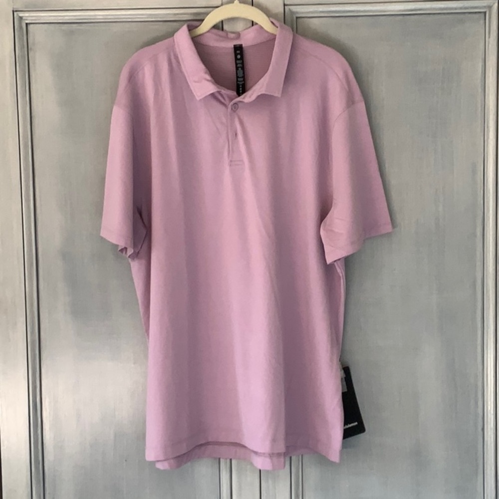 Men  Lululemon polo shirt